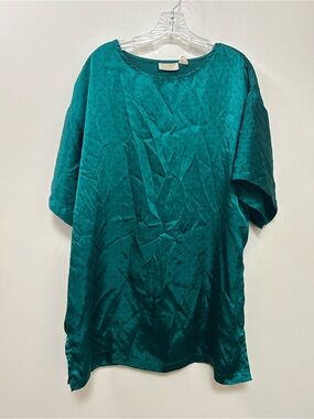 Vintage Victoria’s Secret Emerald Green Satin Jacquard Sleep Shirt, Medium